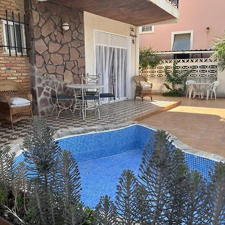 Casa Con Piscina Cerca Del Mar Tatil Evi